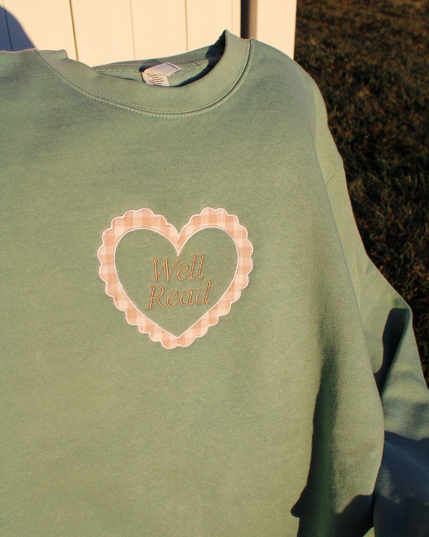 Well Read Appliqué Crewneck
