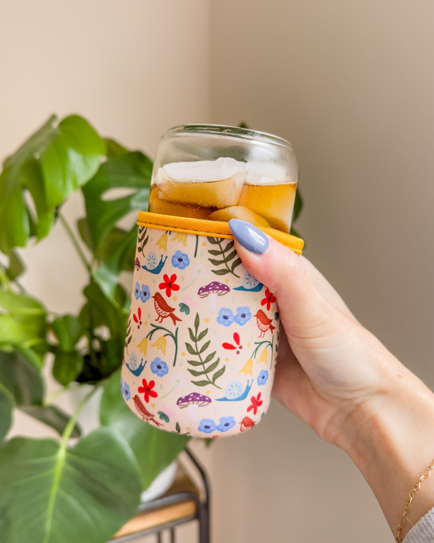 Folk Drink Sleeve