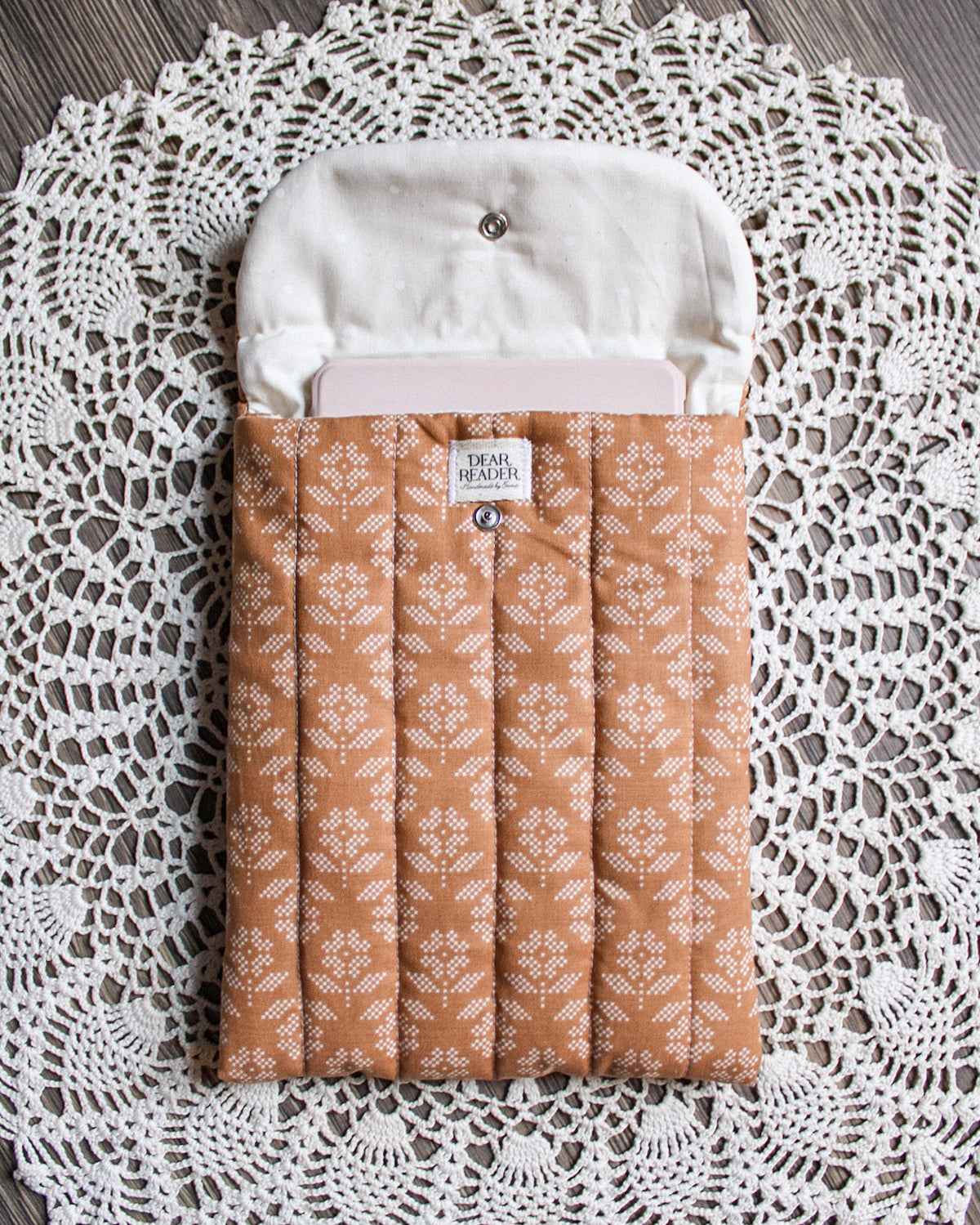 Kindle Sleeve - Stitched Flowers