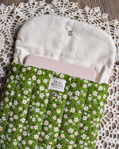 Kindle Sleeve - Green Daisies