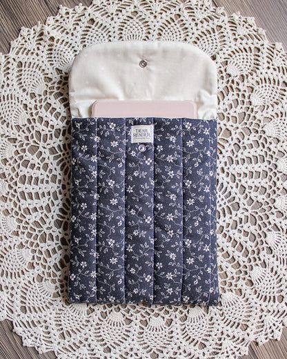 Kindle Sleeve - Midnight Floral
