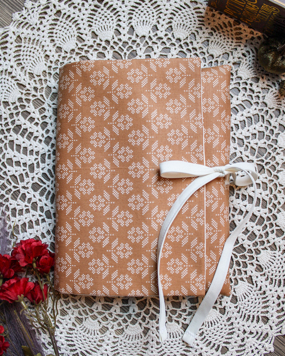 NEW Book Sleeve - Stitched Floral