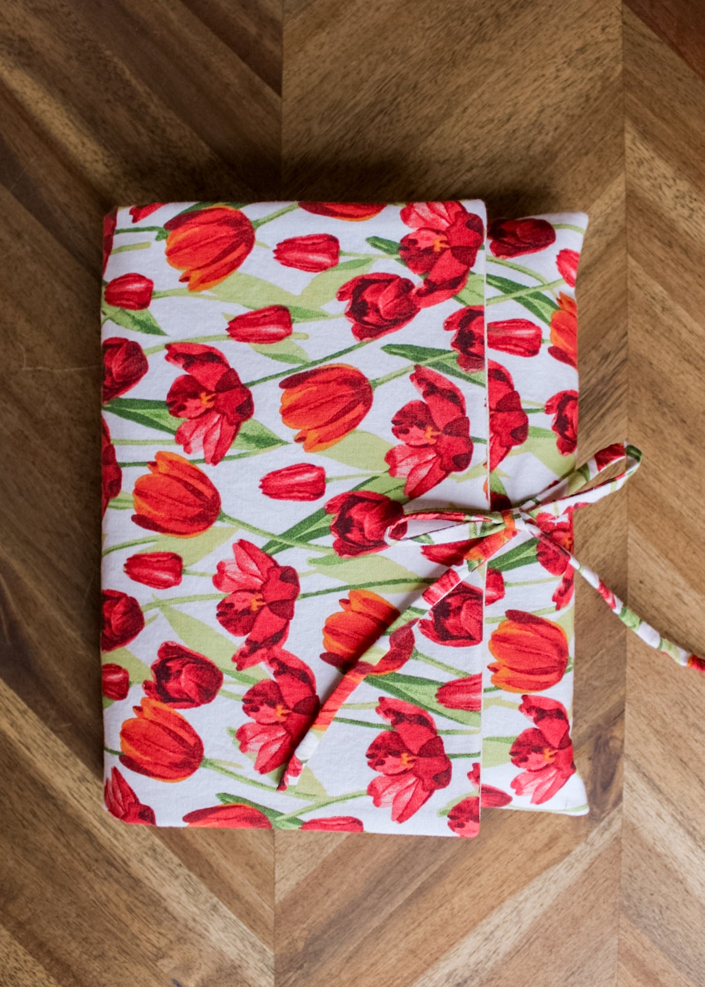 Book Sleeve - Tulips